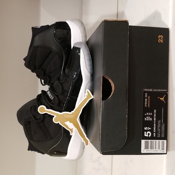 New With Box Jordan Space Jam 11 GS 5.5 youth boys concord black and white - Picture 2 of 9